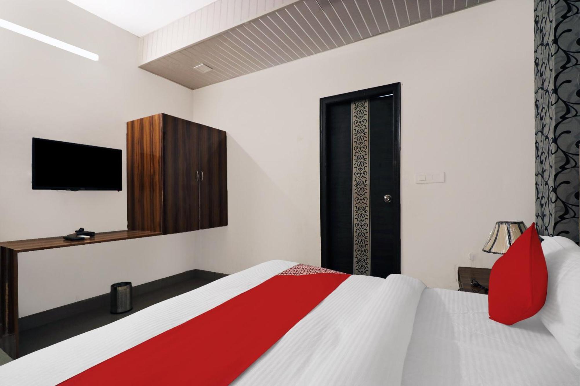 Hotel O Sangeet 法里达巴德 外观 照片