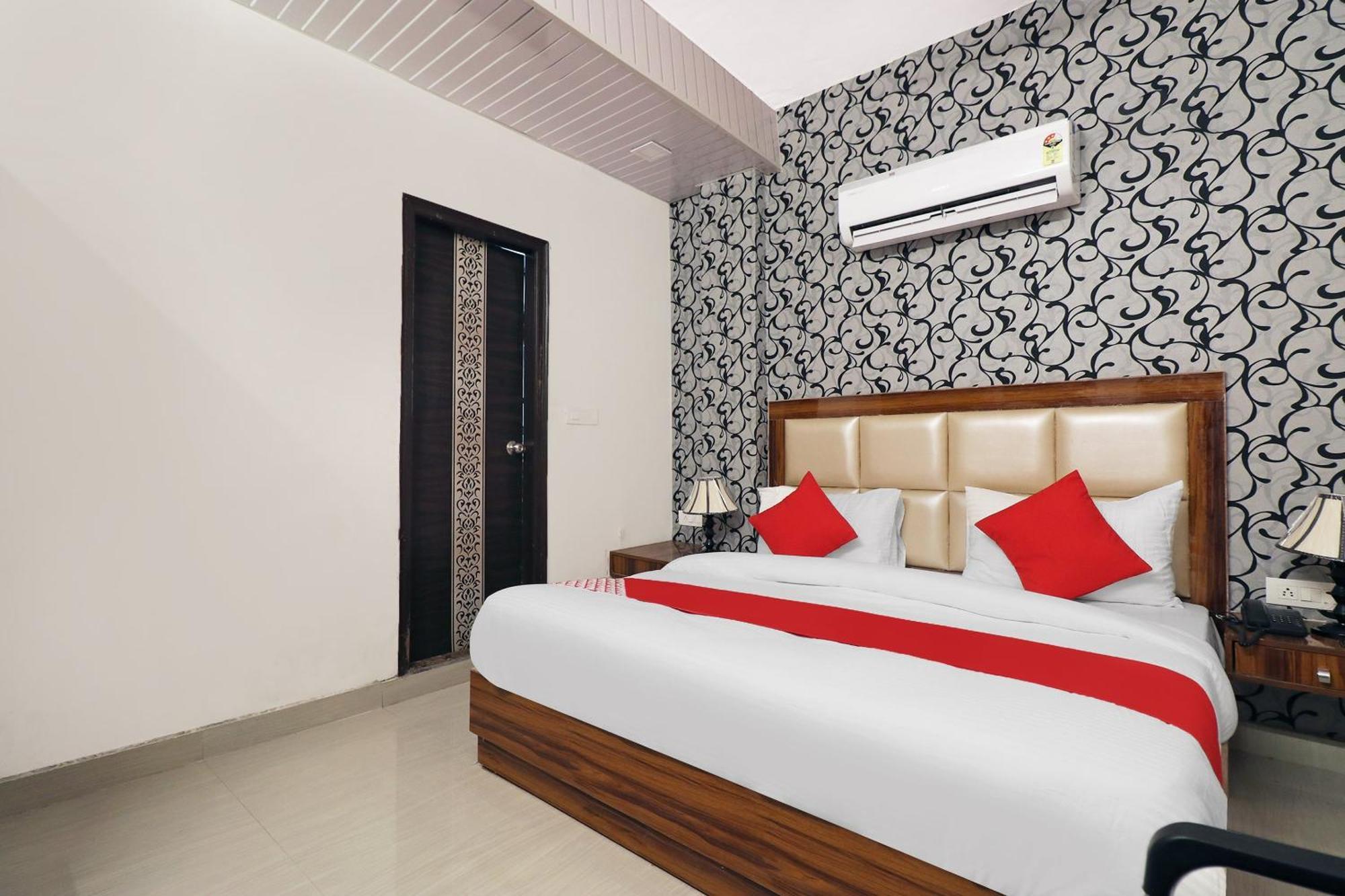 Hotel O Sangeet 法里达巴德 外观 照片